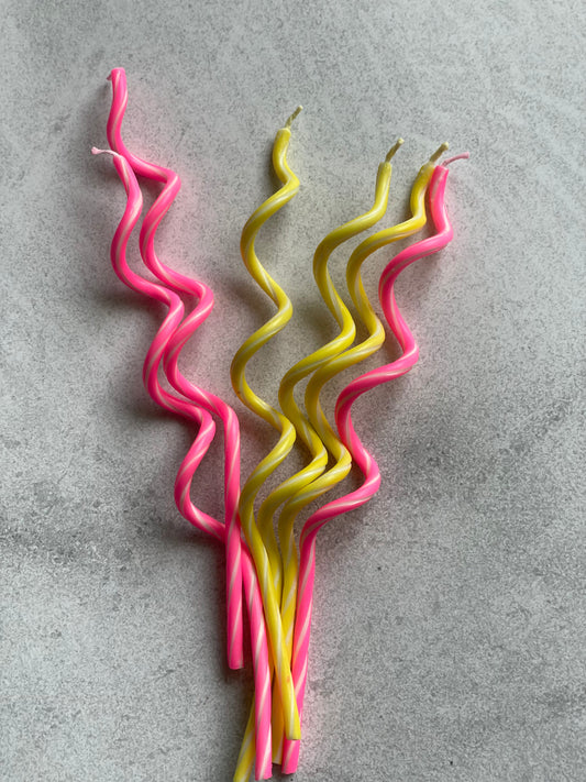 Spiral Rainbow Candles [4 Sticks]