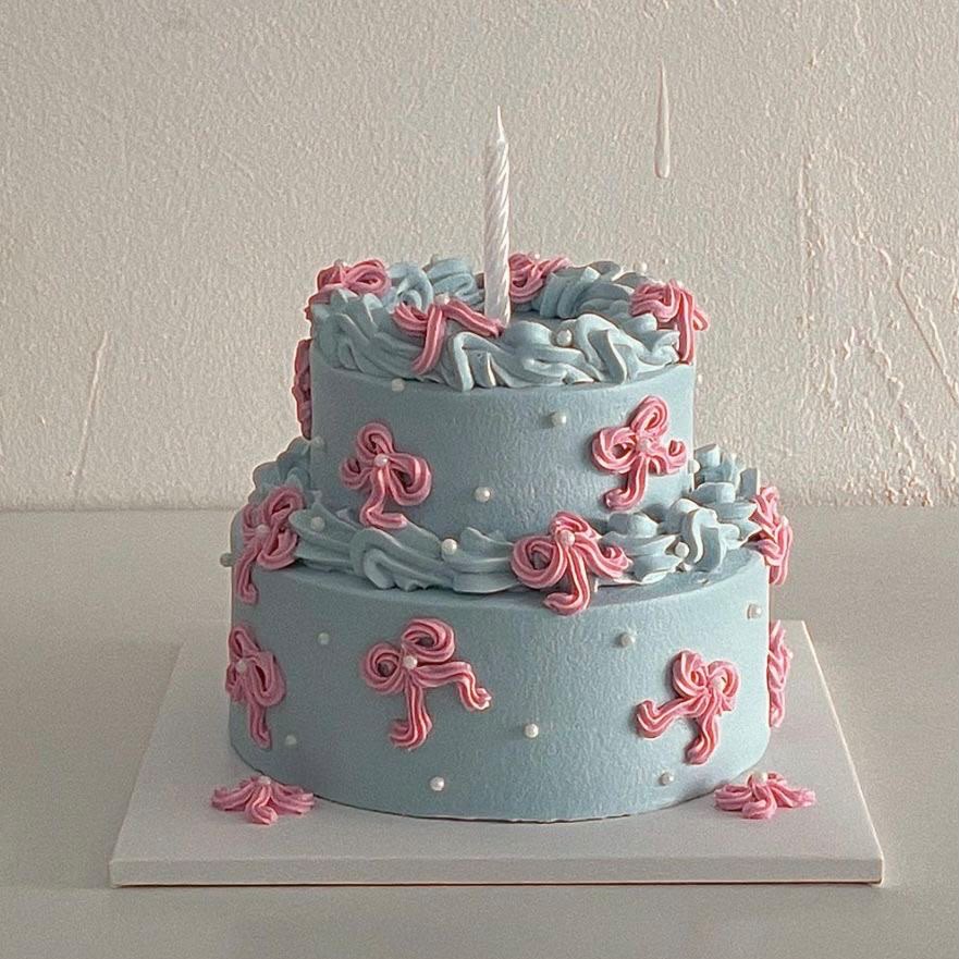 Vintage Cake